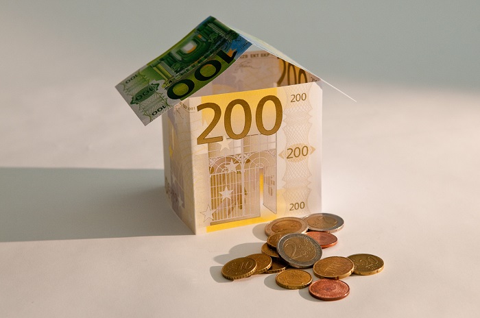 Lees meer over het artikel Woningmarkt profiteert langer van lage rente